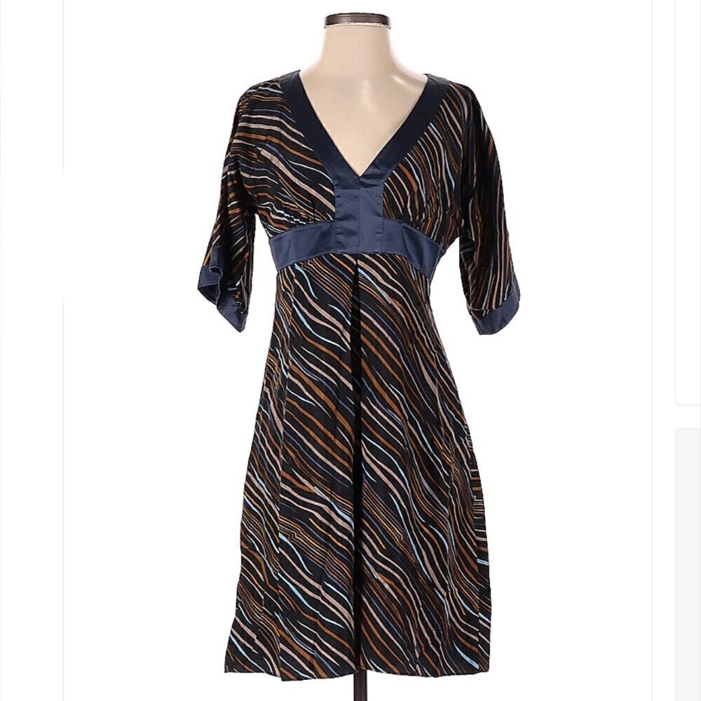 Laundry By Shelli Segal Silk Striped V-Neck Dress Size 4